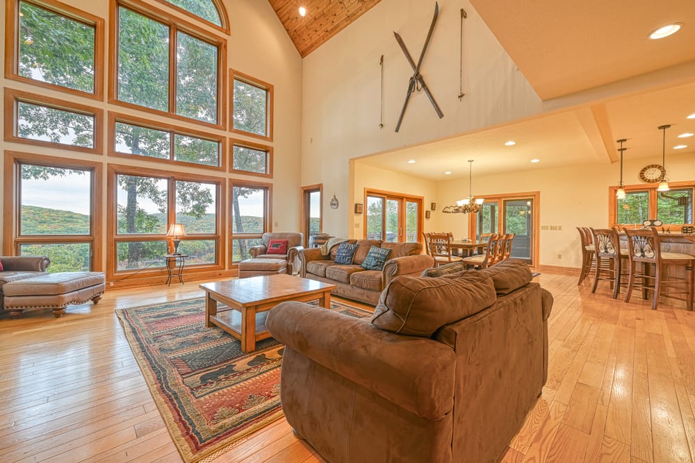 Grand great room with a mountain view